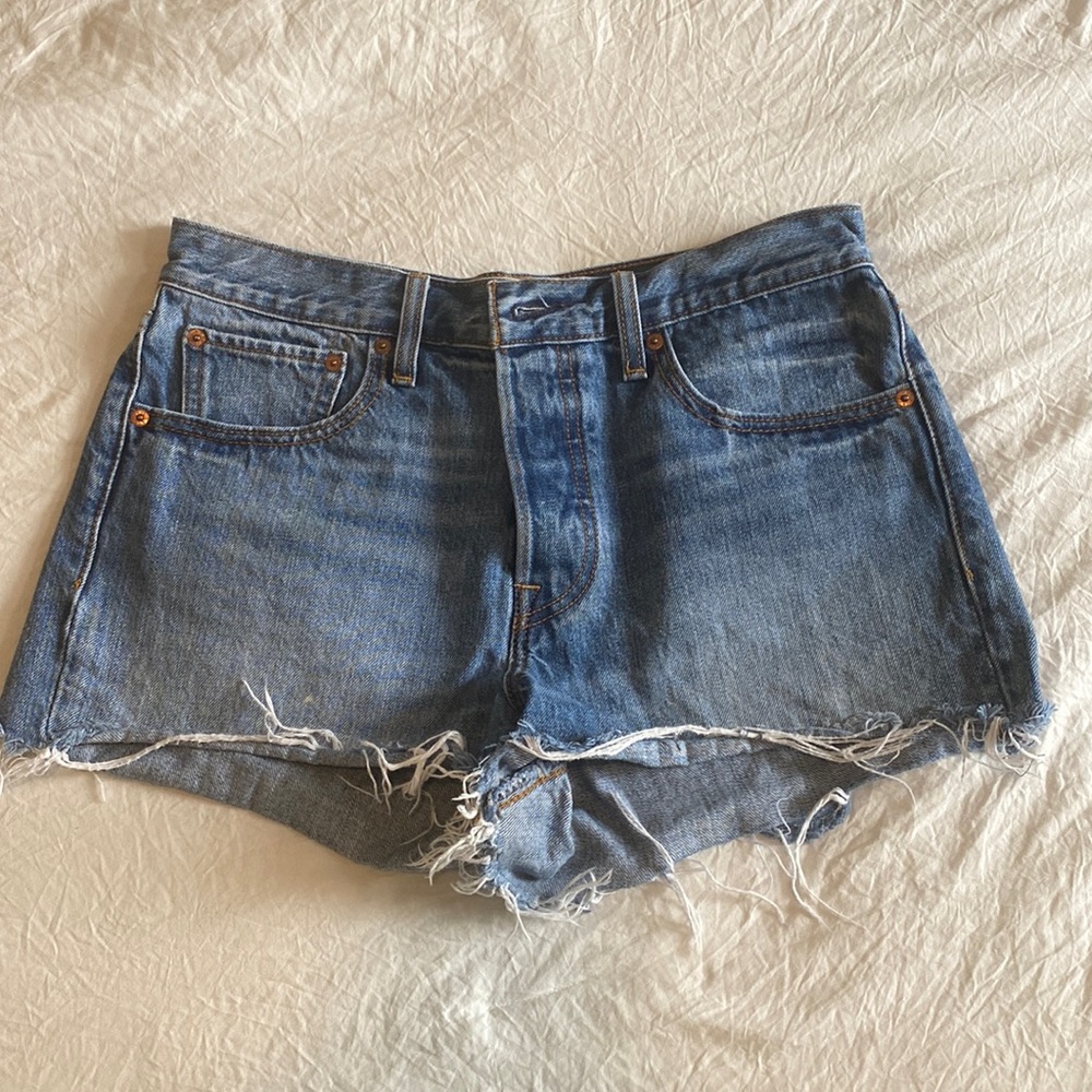 Levi’s shorts